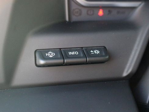 Used 2024 GMC Sierra 2500 AT4 w/ AT4 Premium Plus Package AWD/4WD image 31