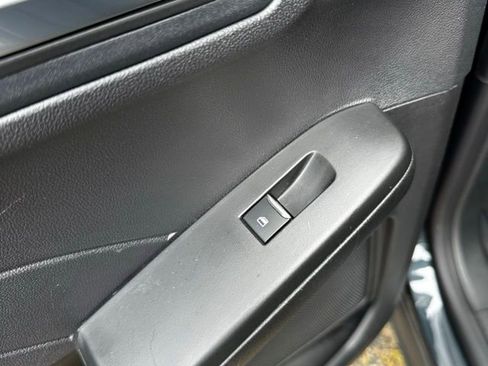 Used 2022 Ford Escape Titanium w/ Titanium Premium Package image 15