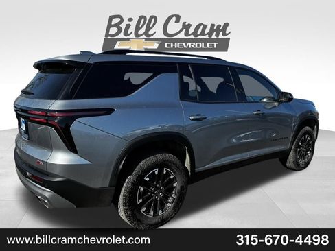 Used 2025 Chevrolet Traverse Z71 AWD/4WD image 30