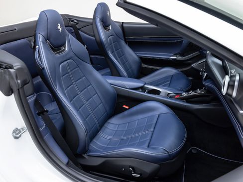 Certified 2023 Ferrari Portofino M RWD image 52