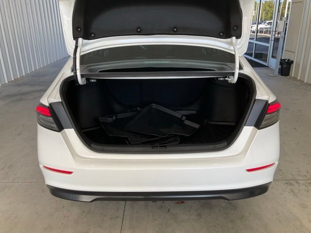 Used 2024 Honda Accord EX image 18