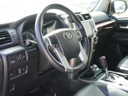 Used 2024 Toyota 4Runner Limited AWD/4WD image 20