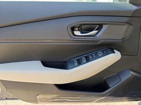 New 2026 Honda Accord SE image 8