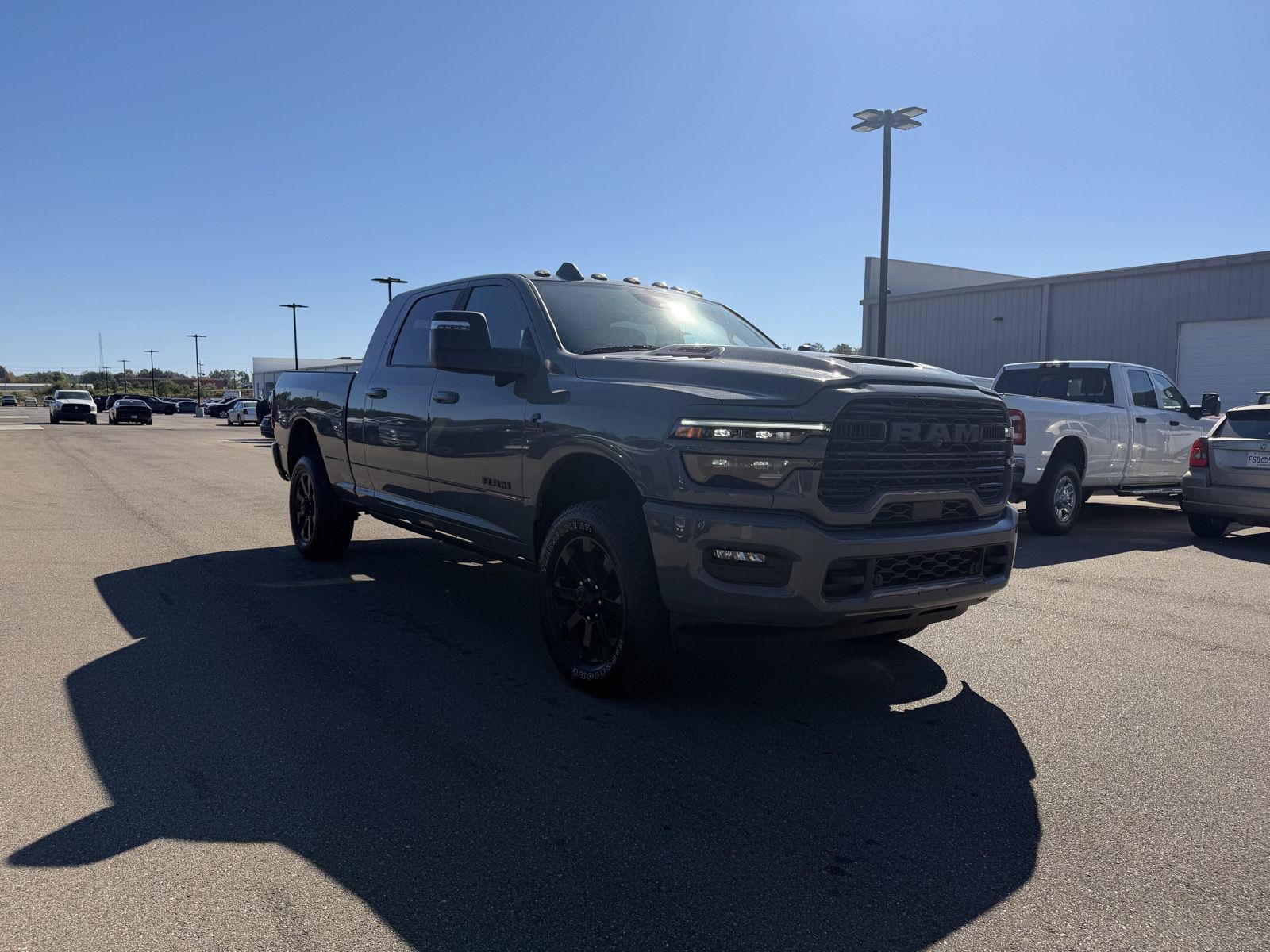 Used 2026 RAM 2500 Laramie AWD/4WD image 3