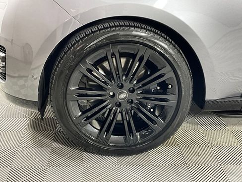 Certified 2023 Land Rover Range Rover SE AWD/4WD image 30