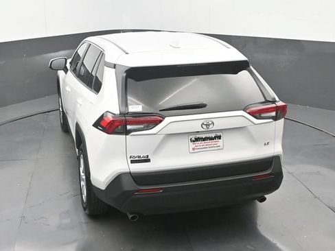 Used 2025 Toyota RAV4 LE FWD image 28