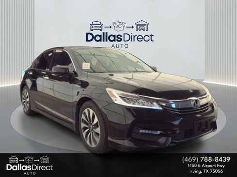 Used 2017 Honda Accord Touring image 1