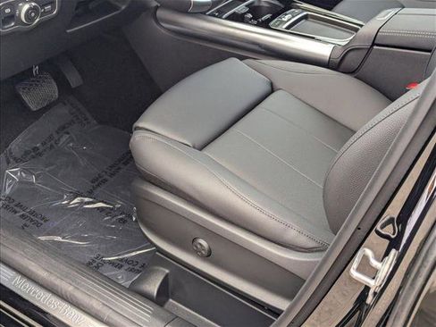 New 2025 Mercedes-Benz GLA 250 image 4