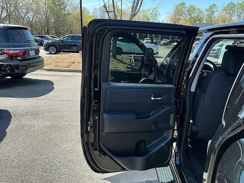 New 2026 Nissan Frontier SV image 20