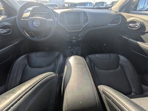 Used 2023 Jeep Cherokee Altitude Lux image 13