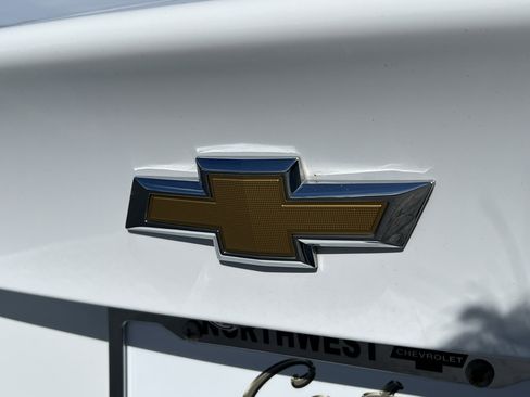 Used 2021 Chevrolet Malibu LT image 8