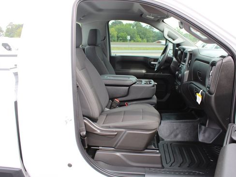 Used 2025 Chevrolet Silverado 2500 W/T RWD image 17