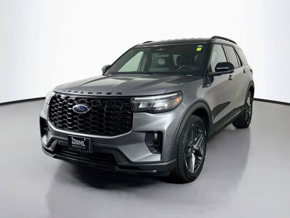 Used 2025 Ford Explorer ST-Line w/ ST-Line Street Pack