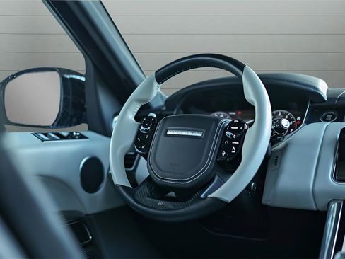 Used 2019 Land Rover Range Rover Sport SVR image 27