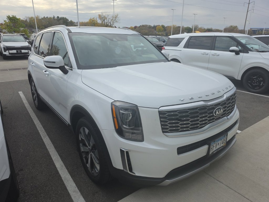 Used 2020 Kia Telluride S AWD/4WD image 2