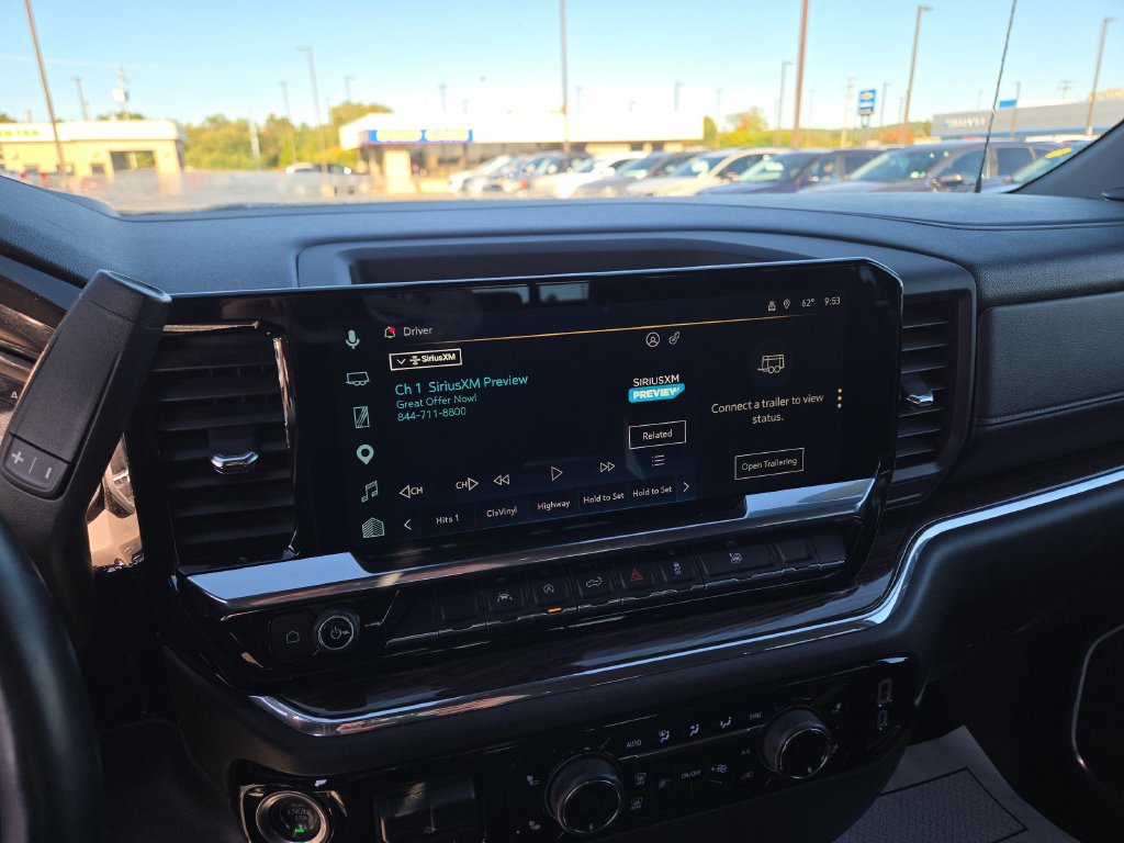 Used 2024 Chevrolet Silverado 1500 LT w/ Convenience Package II AWD/4WD image 10