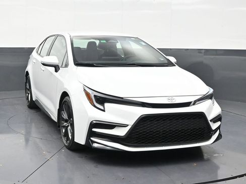 Used 2024 Toyota Corolla SE FWD image 7