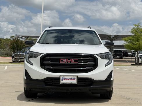 Used 2019 GMC Terrain SLE w/ Driver Convenience Package FWD image 7