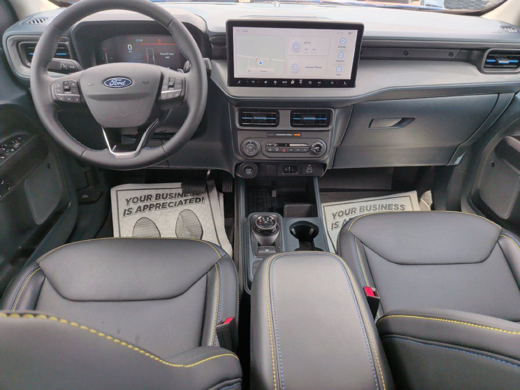 Used 2025 Ford Maverick Lobo AWD/4WD image 15