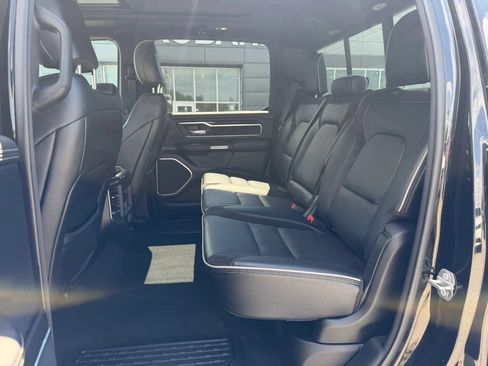 Used 2021 RAM 1500 Laramie AWD/4WD image 9