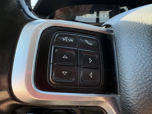 Used 2020 RAM 2500 Laramie AWD/4WD image 14