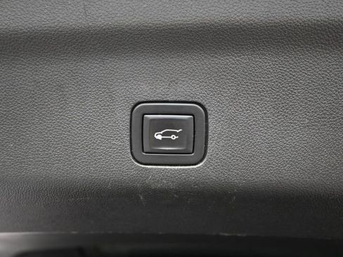 Used 2021 Cadillac Escalade ESV Premium Luxury Platinum image 53