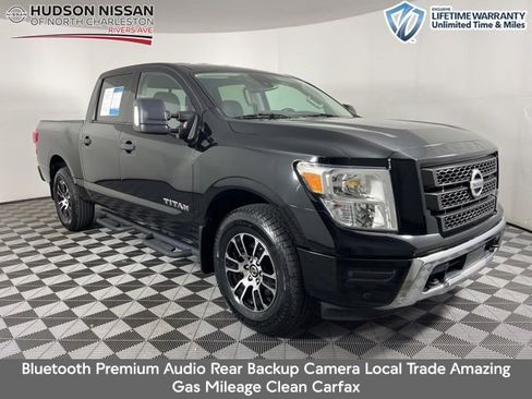 Used 2022 Nissan Titan SV w/ SV Convenience Package AWD/4WD image 1
