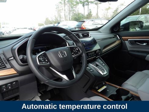 Used 2022 Honda CR-V Touring image 9