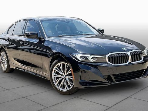 Used 2023 BMW 330i Sedan w/ Driving Assistance Package RWD image 4