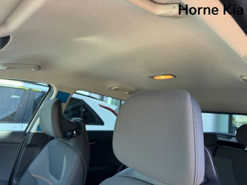New 2026 Kia Niro LX FWD image 16