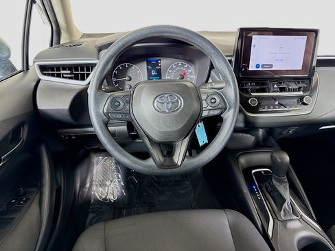 Used 2024 Toyota Corolla LE image 17