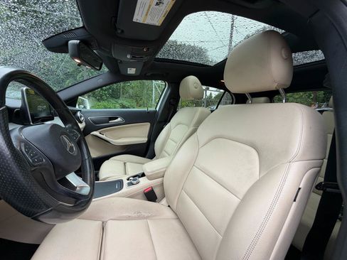 Used 2016 Mercedes-Benz GLA 250 image 20