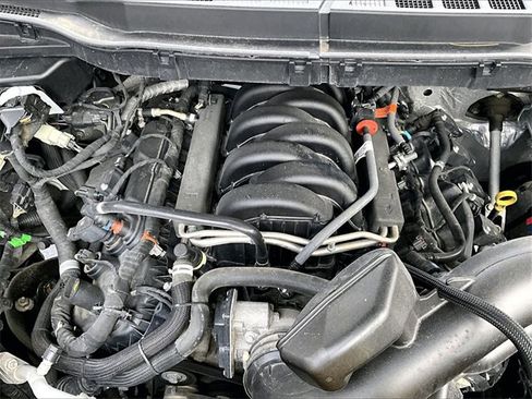 Used 2023 Ford F150 XLT image 34