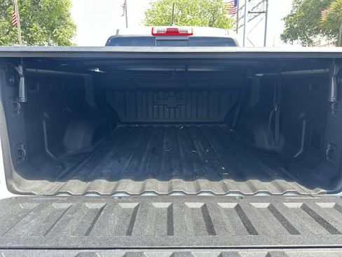 Used 2023 Chevrolet Colorado LT w/ LT Convenience Package II RWD image 32