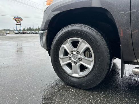 Used 2017 Toyota Tundra SR5 image 25