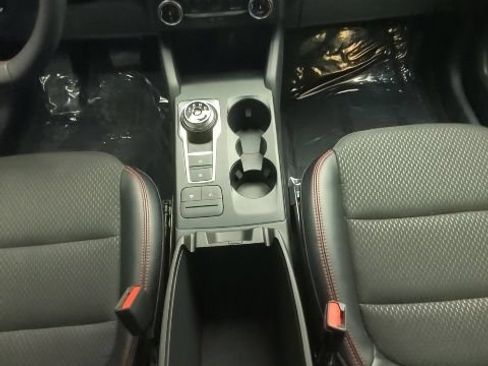 Used 2025 Ford Escape ST-Line AWD/4WD image 22