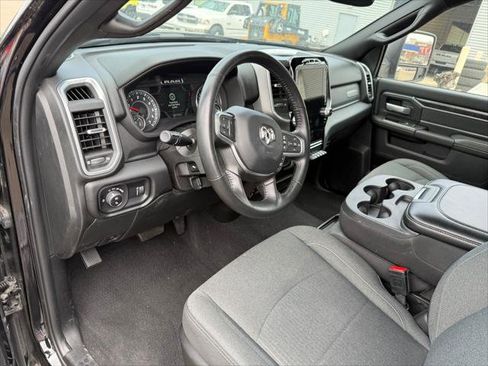 Certified 2024 RAM 2500 Big Horn w/ Night Edition AWD/4WD image 13