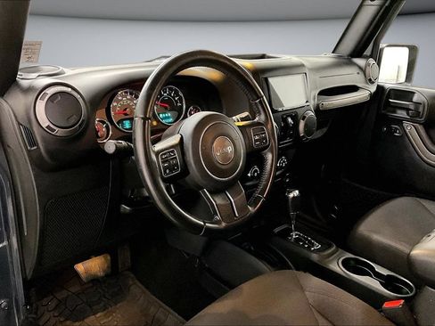 Used 2017 Jeep Wrangler Unlimited Sport w/ Quick Order Package 24S AWD/4WD image 16