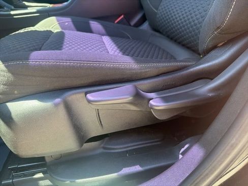 Used 2018 GMC Acadia SLE w/ LPO, Floor Liner Package FWD image 11