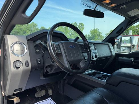Used 2012 Ford F250 Lariat w/ Chrome Pkg AWD/4WD image 14