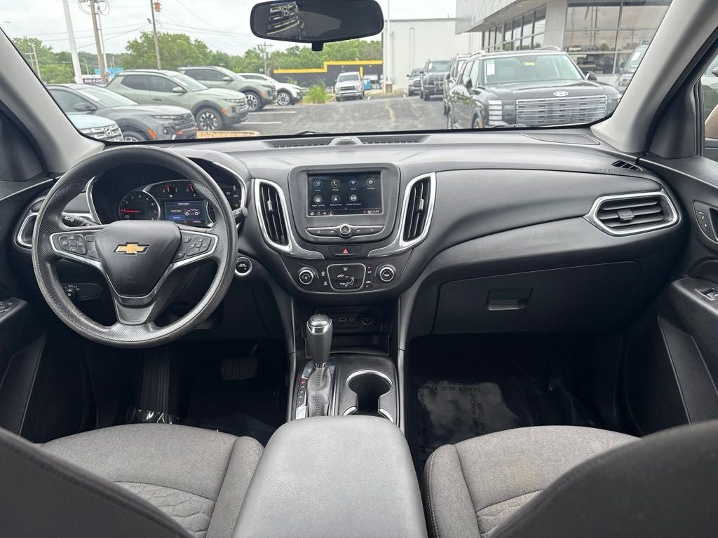 Used 2019 Chevrolet Equinox LT FWD image 3