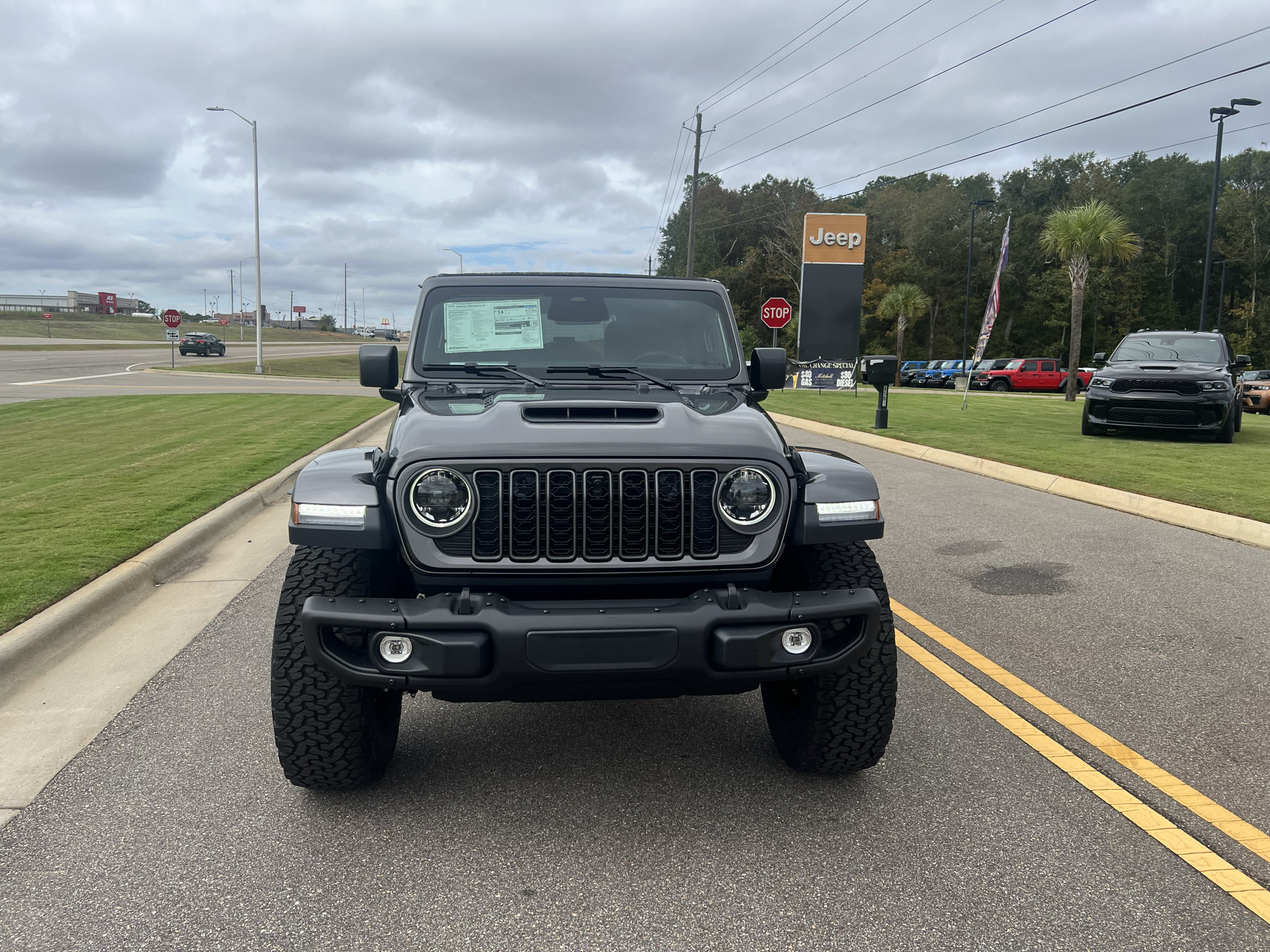 New 2027 Jeep Wrangler Unlimited Rubicon 392 AWD/4WD image 2