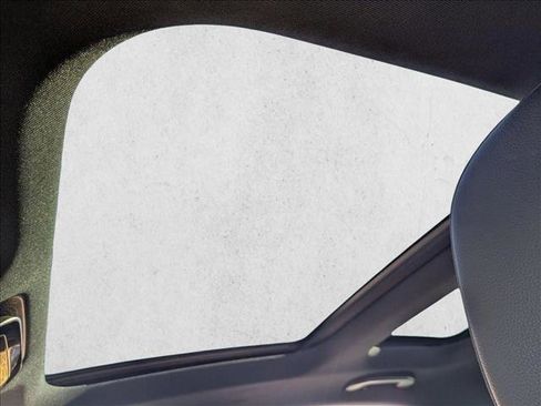 Used 2022 Mercedes-Benz C 300 Sedan image 16