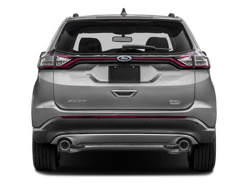 Used 2018 Ford Edge Titanium FWD image 25