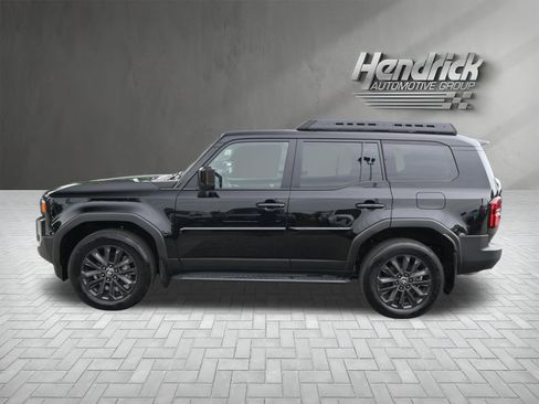Used 2025 Toyota Land Cruiser w/ Premium Package AWD/4WD image 7