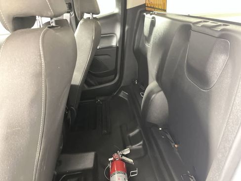 Used 2022 Chevrolet Colorado LT w/ Fleet Safety Package image 27