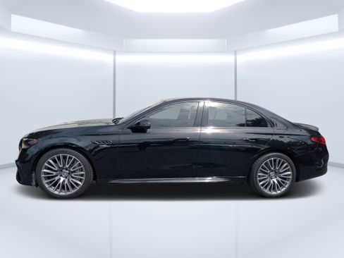 Certified 2025 Mercedes-Benz E 53 AMG e 4MATIC Sedan image 6