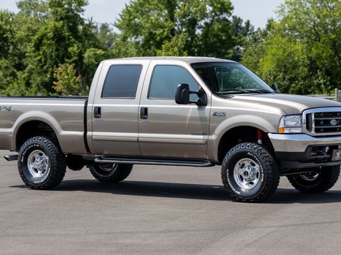 Used 2002 Ford F250 XL AWD/4WD image 6
