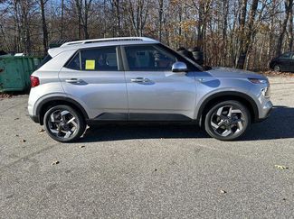 New 2026 Hyundai Venue SEL video 2