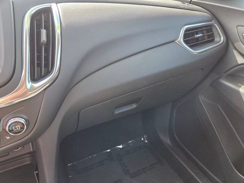 Used 2024 Chevrolet Equinox LT FWD image 27